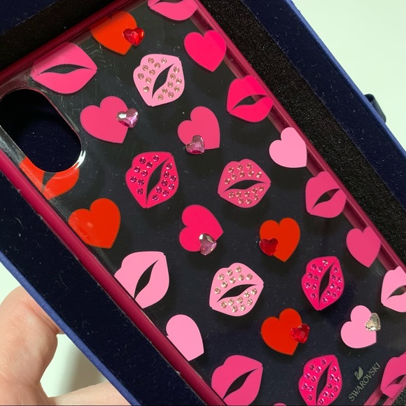 iPhone XR Swarovski Hearts Case - Picture 3 of 3